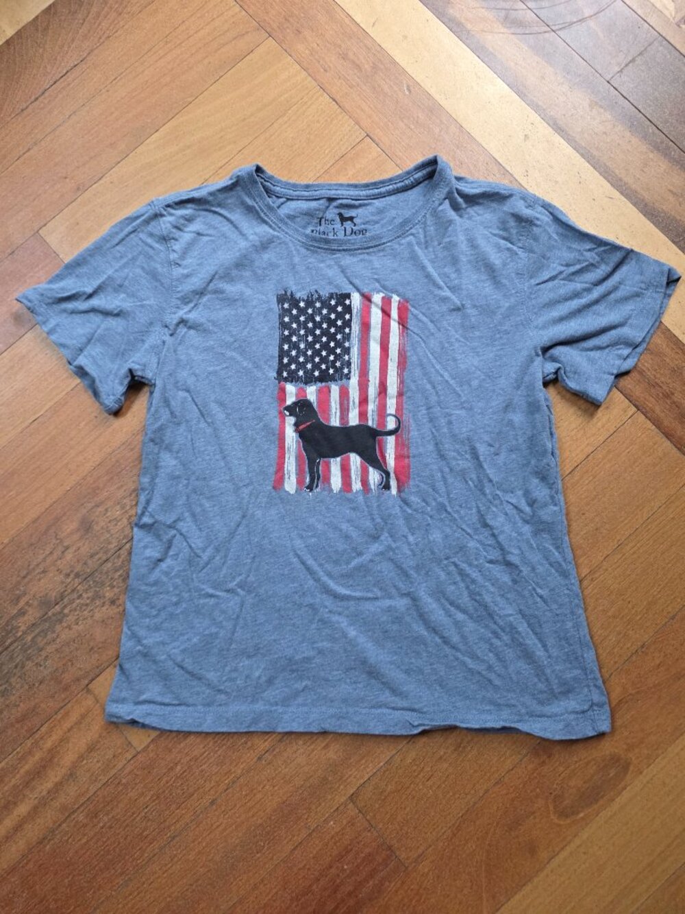 The Black Dog Gray/Blue American Flag T-Shirt Size XS